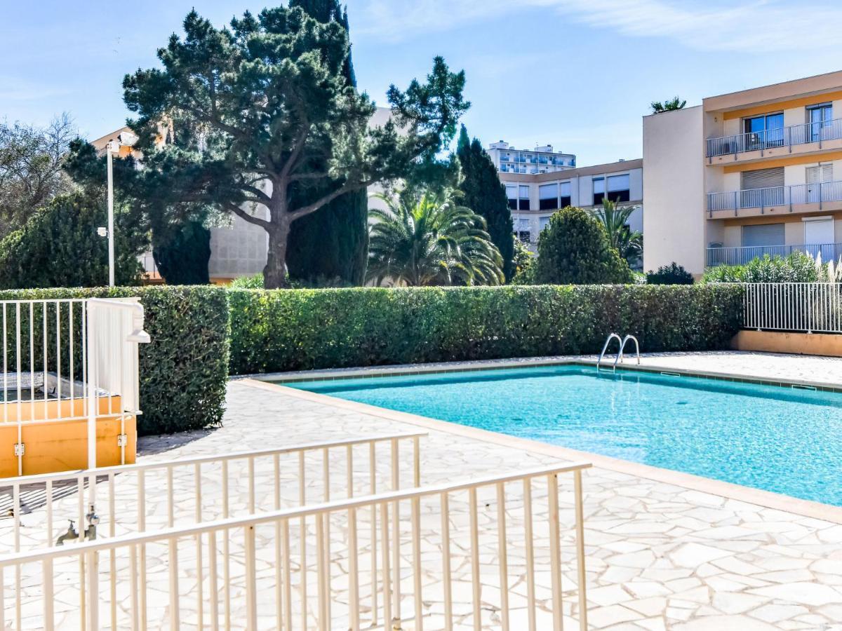 Apartment Les Cyclades-9 By Interhome Le Lavandou Exterior photo
